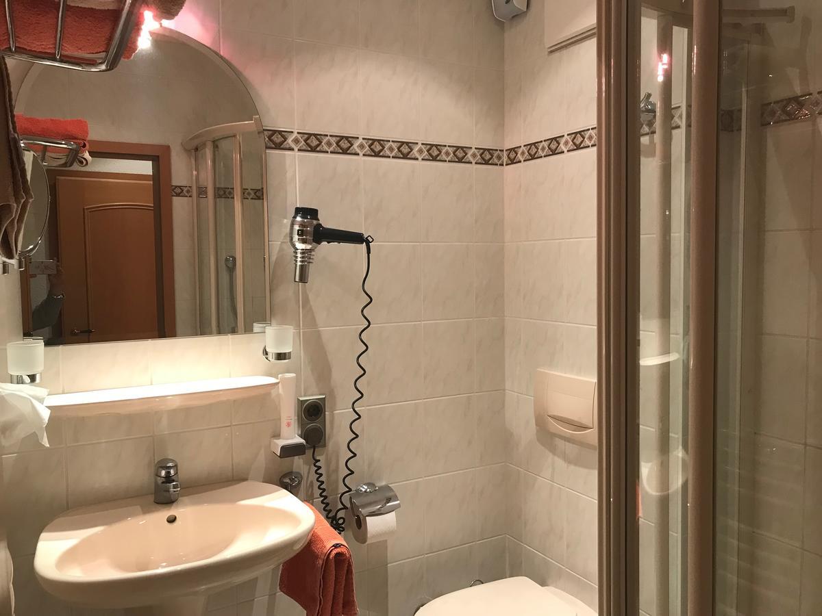 Gasthof & Hotel Goldener Hirsch Bad Berneck im Fichtelgebirge Eksteriør bilde