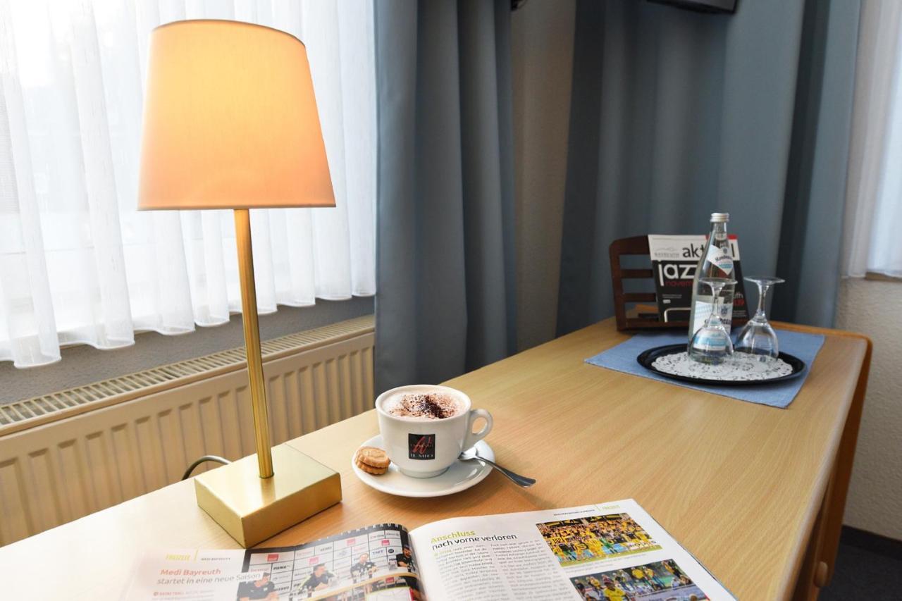 Gasthof & Hotel Goldener Hirsch Bad Berneck im Fichtelgebirge Eksteriør bilde