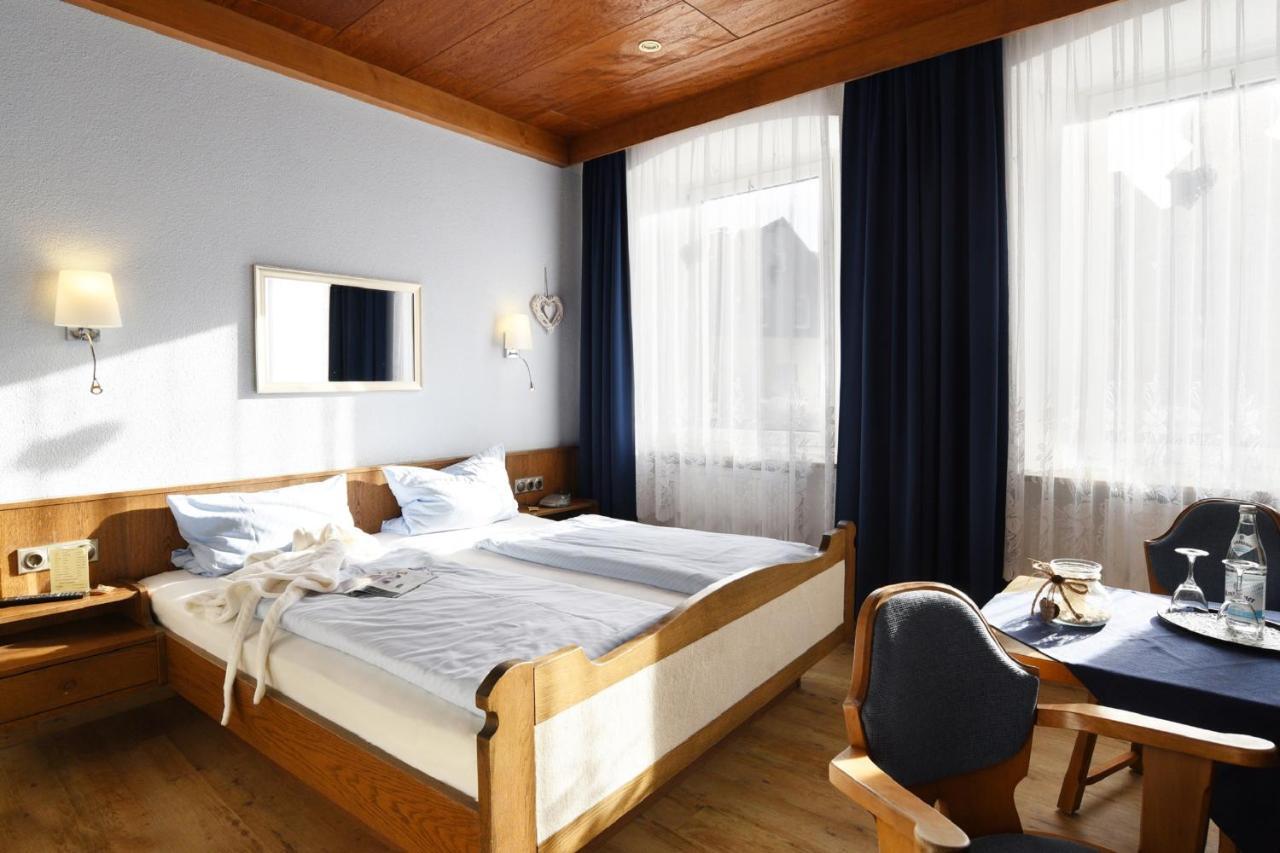 Gasthof & Hotel Goldener Hirsch Bad Berneck im Fichtelgebirge Eksteriør bilde