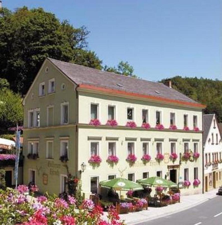 Gasthof & Hotel Goldener Hirsch Bad Berneck im Fichtelgebirge Eksteriør bilde