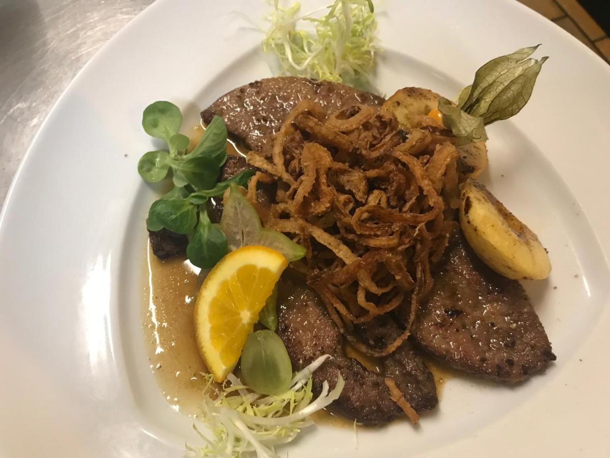 Gasthof & Hotel Goldener Hirsch Bad Berneck im Fichtelgebirge Eksteriør bilde